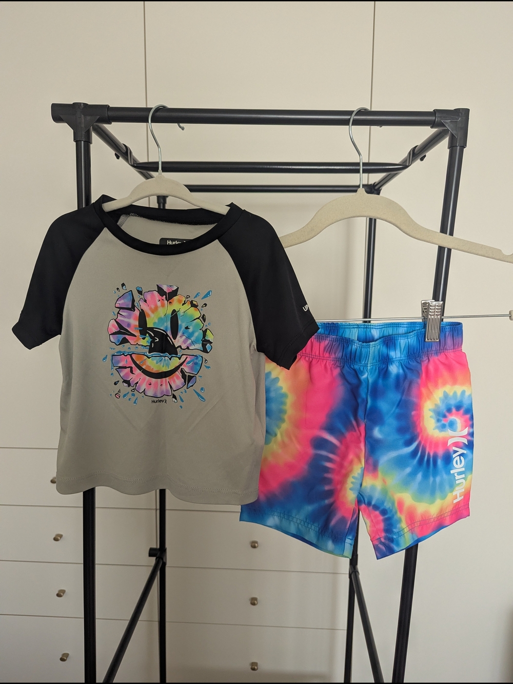 Hurley UPF 50+ Raglan T Shirt And Trunk Set